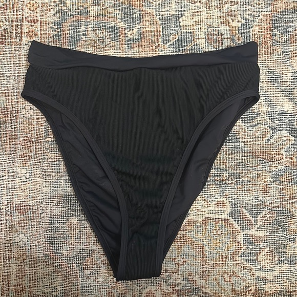 l*space Other - L*Space Ribbed Frenchi High Waist Bikini Bottom, Large, Black-worn twice